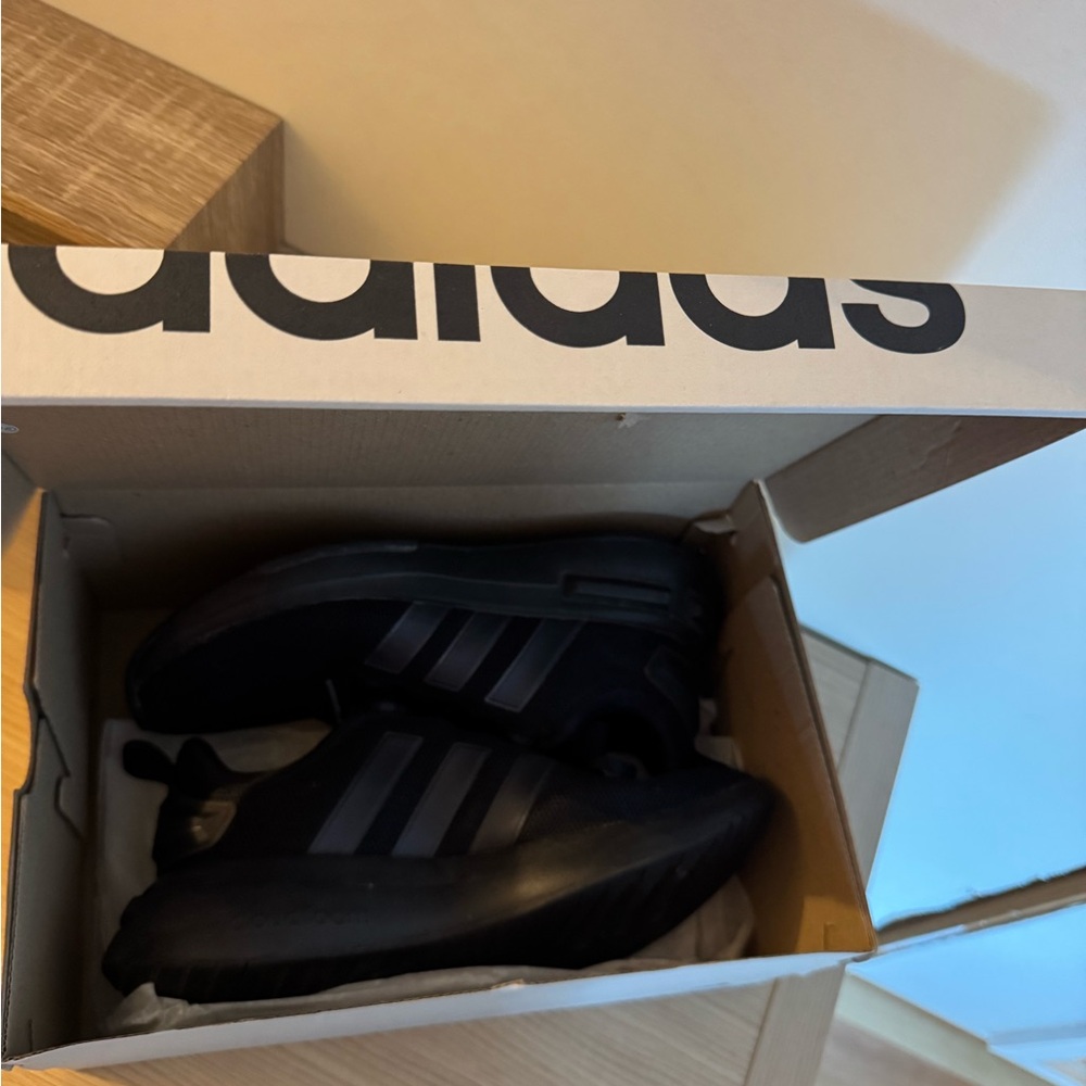 Adidas Women’s Racer TR23